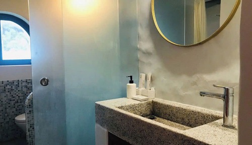 Signature Triple Room, Patio, Hill View