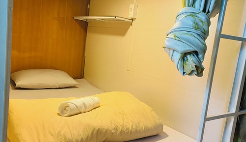 Basic Shared Dormitory, Balcony