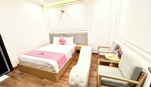Superior Double Room, City View