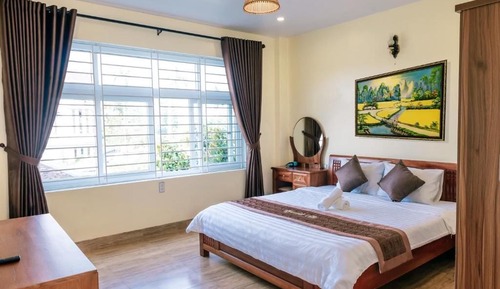Basic Double Room, Garden View