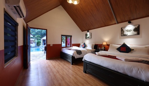 Superior Quadruple Room, Mountain View