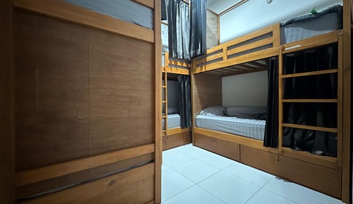 Basic Shared Dormitory, Mixed Dorm