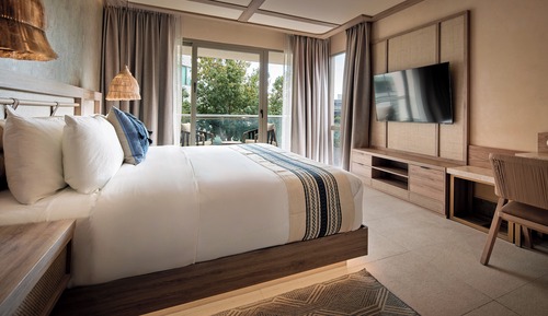 Premium Room, 1 King Bed, Ocean View, Corner