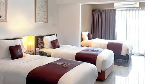 Grand Deluxe Room
