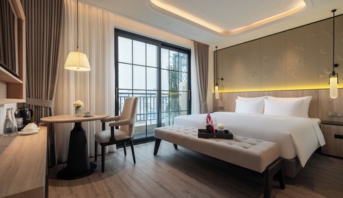 Signature La Gare Terrace Suite Railway View with Onsen Benefits & Airport Transfer