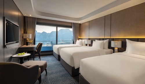 Triple Suite Sea View with Private Balcony