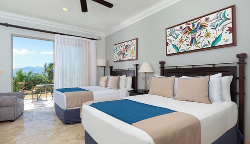 Signature Condo, 3 Bedrooms, Ocean View, Oceanfront