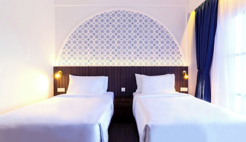 Room, 2 Twin Beds, Non Smoking, Courtyard Area (Lux)