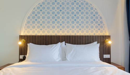 Room, 1 King Bed, Non Smoking (Lux Ocean)