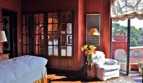 Room, City View