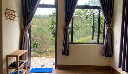 Standard Double Room, 1 King Bed, Garden View