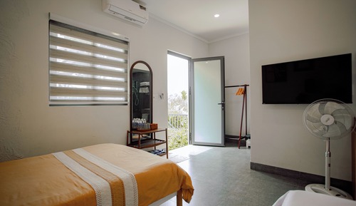 Deluxe Triple Room, Garden View