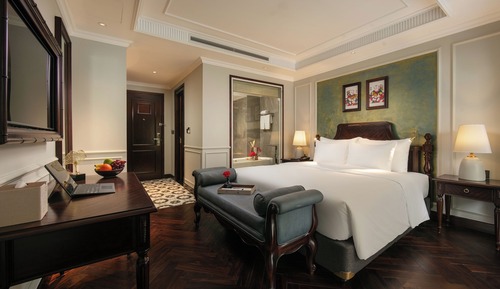 Opera Junior Suite - French Balcony & City View