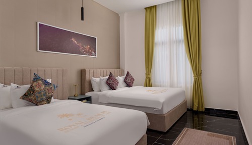 Presidential Suite Romdul 6 Bedrooms Villa Garden View