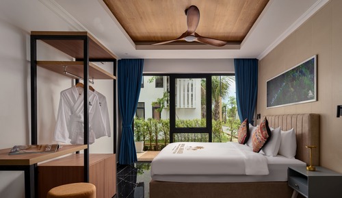 Royal Suite 2 Bedrooms Villa Garden View