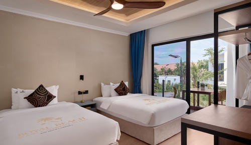 Royal Suite 3 Bedrooms Villa Garden View