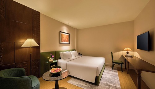 Superior Room With Bathtub (No Window)