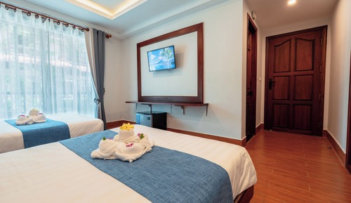 Deluxe Twin Room with Balcony, Garden View