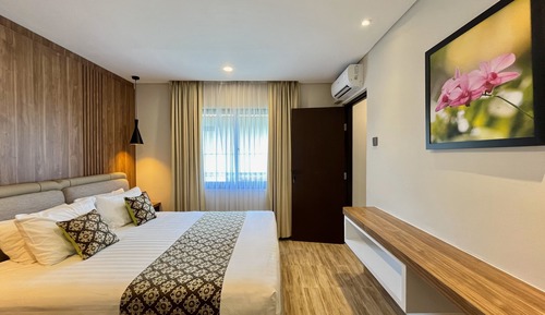 Deluxe Room, Balcony, Garden View