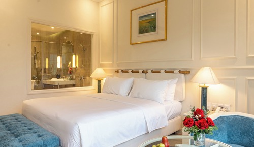 Deluxe Double Room, Pool View