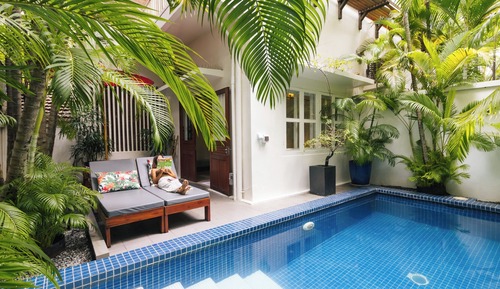 Private Pool (Pool water not heated, Adult Only)