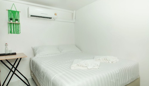Basic Double Room, 1 Queen Bed, Non Smoking
