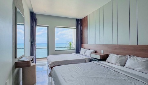 Family Room, Sea View
