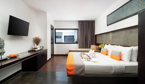 Studio King Pool View with Balcony, Sofa bed, and Bathtub