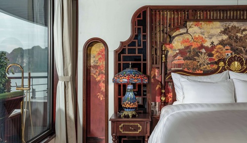 Imperial Cabin