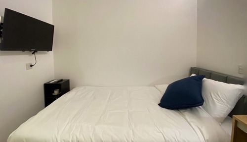 Compact Single Room