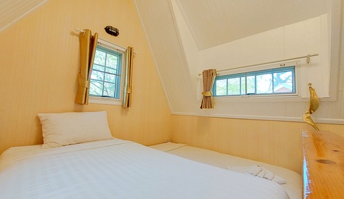 Bungalow, 2 Twin Beds