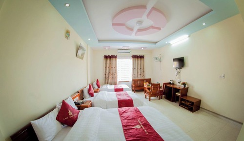 Standard Triple Room, City View