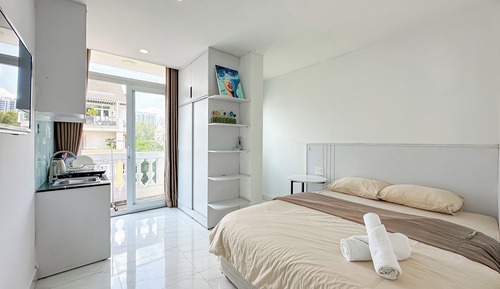Superior Studio, Balcony