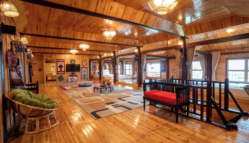 Panoramic Shared Dormitory, Shared Bathroom, Valley View