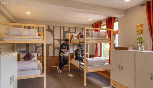6 Bed Mixed Dorm