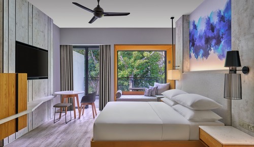 Deluxe Room, 1 King Bed