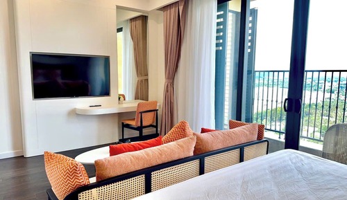 Studio Plus Balcony