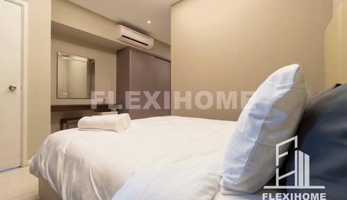 Comfort Studio Suite, 1 Queen Bed, Non Smoking, Bathtub