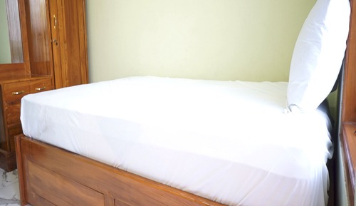 Basic Single Room