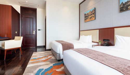 Deluxe Twin Room, City View