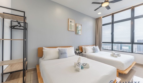 Deluxe Apartment, City View