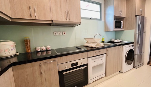 1 Bedroom Apartment (1 King bed)