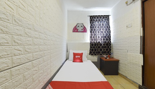 Deluxe Single Room