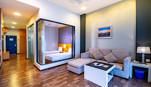 One Bedroom Suite Twin