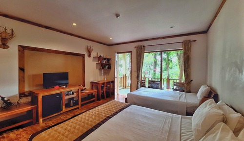 Deluxe Triple Room, Garden View