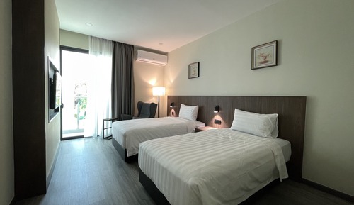Deluxe Twin Room