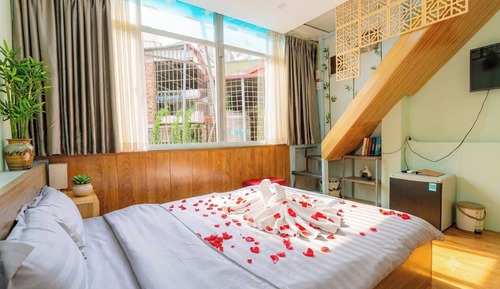 Deluxe Double Room, City View