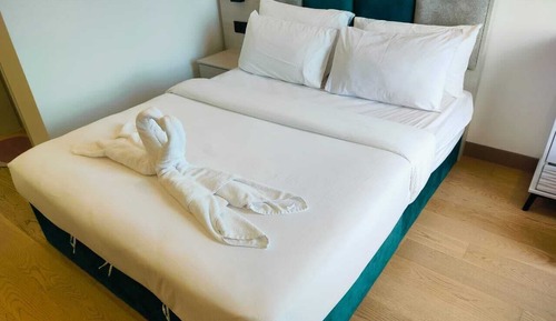 Classic Suite, City View