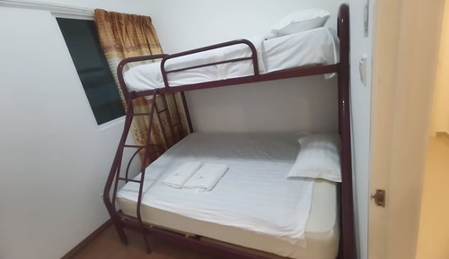 Condo, 3 Bedrooms, Balcony