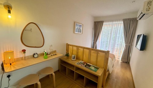 Double Room, 1 Queen Bed, Garden View